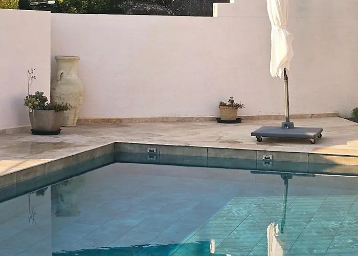 Pinarello, Piscine Et Villa